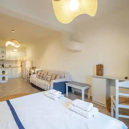 Andreas Sunset House Apartment *